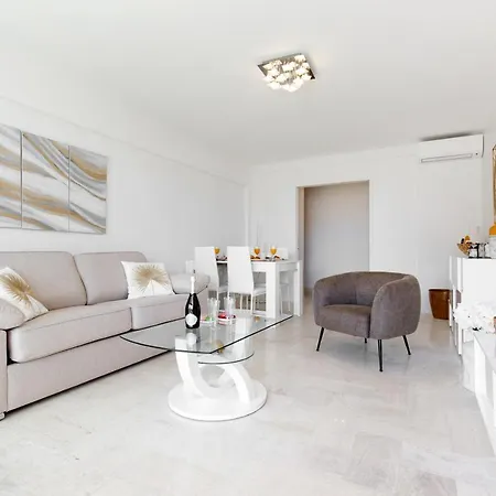 Royal Palm Yourhosthelper Cannes Exterior photo